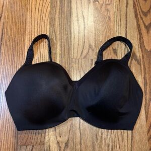 Classic Black Women's Bra size 42DDD underwire‎